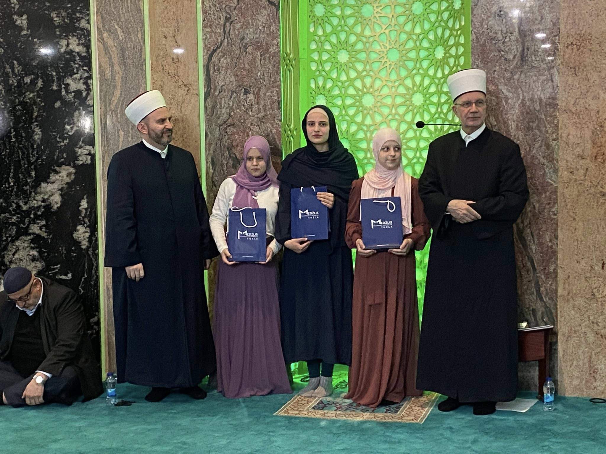 TZ (1).jpg - Muftija Fazlović: Lejletul-Kadr poziv na promjenu i jačanje svijesti o Gospodaru